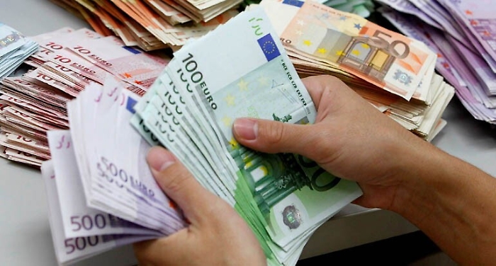 &laquo;Pensionati venite a vivere in Sicilia, pagherete meno tasse&raquo;