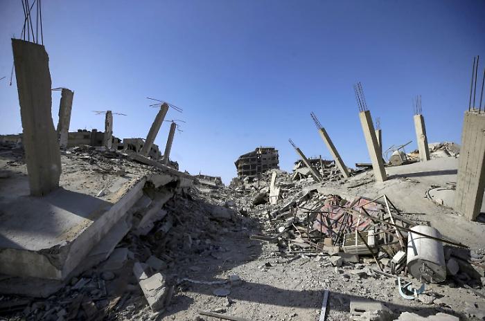 Sei palestinesi uccisi nel quartiere di Shujàiyya, Hamas accusa l'Idf: «Israele viola l'accordo»