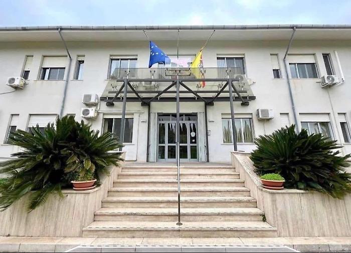 Servizio di logopedia sospeso dall'Asp di Caltanissetta: cresce la rabbia dei genitori dei disabili