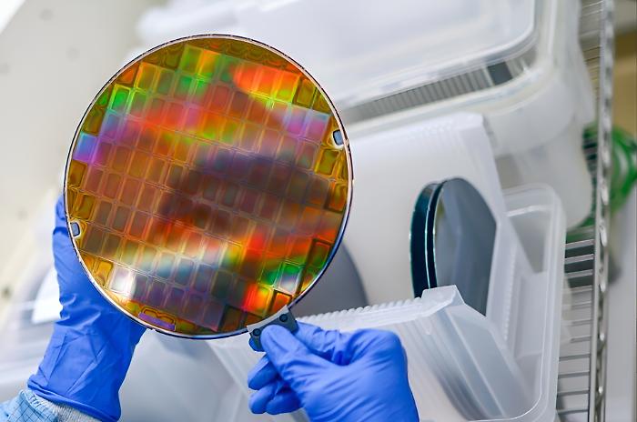 Semiconduttori, Europa verso la crisi per mancanza dei chip