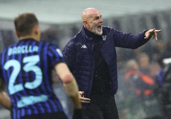 Caos Fiorentina, D'Aversa o Vanoli sulla panchina viola dopo l'esonero di Stefano Pioli