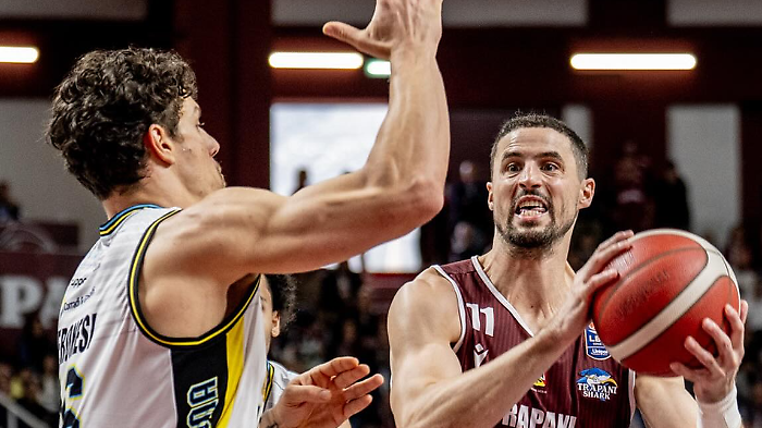 Trapani Shark battono Vanoli Basket Cremona 96-90: aggancio in classifica
