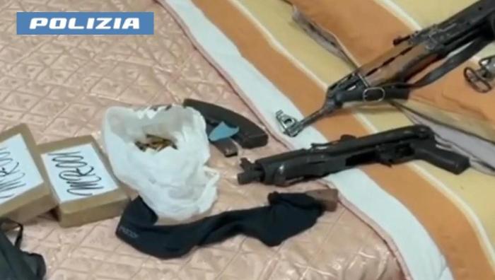 L’arsenale trovato sotto il letto: il custode "Cipolla" condannato a otto anni