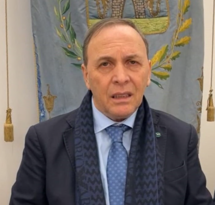 Nino Naso, sindaco di Patern&ograve;