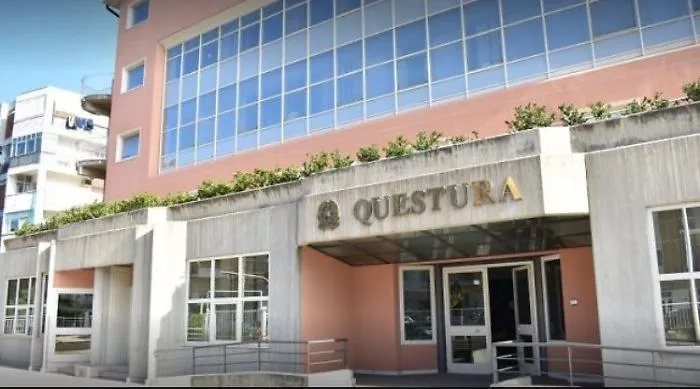 Siracusa, 46enne picchia lo zio 62enne, gli ruba il bancomat e d&agrave; fuoco all'abitazione