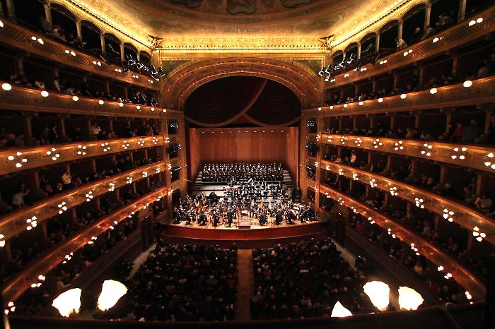 Il Teatro Massimo di Palermo celebra Ennio Morricone a sei anni dalla scomparsa: i concerti in Sala Grande e a Danisinni