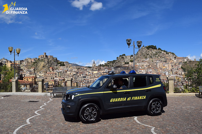 Truffa sull’indennità agricola all'Inps: scoperti 8.199 falsi braccianti ad Enna, indagine trasmessa anche a Catania