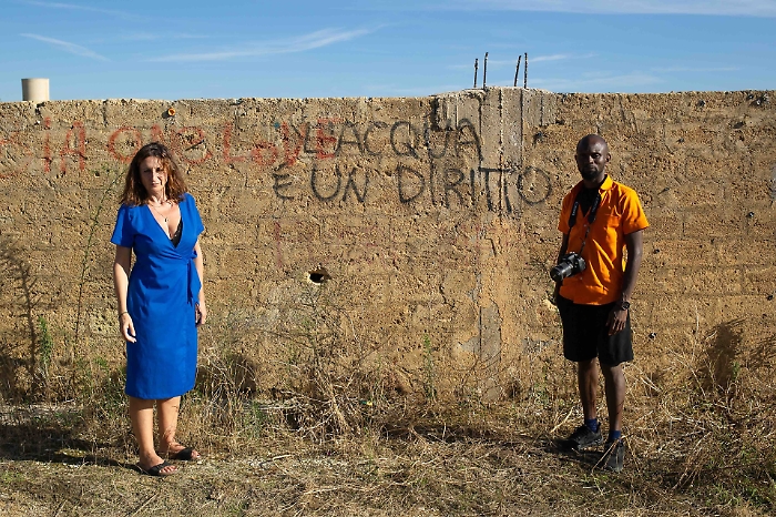 Abou Bakar Sidibé e Daniela Macaluso