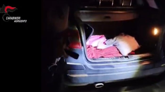 Rapina violenta in casa di anziane: fratello e sorella arrestati a Favara