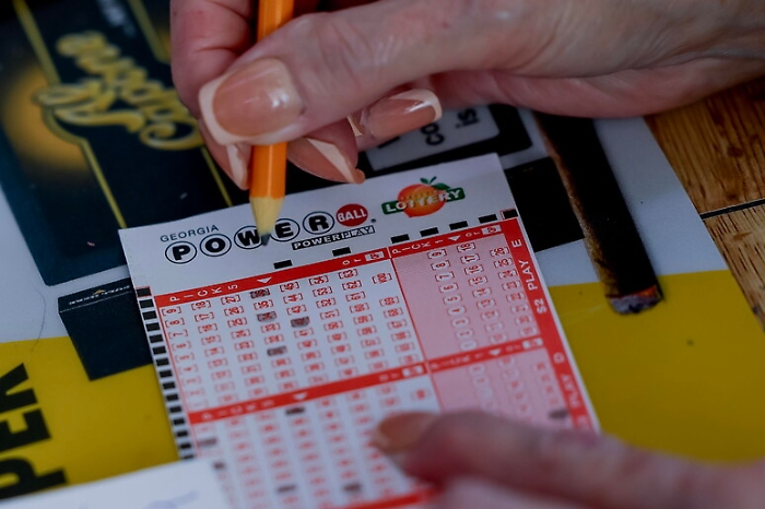 Regalo di Natale da 1,81 miliardi: Powerball centrato in Arkansas, il vincitore pu&ograve; restare anonimo