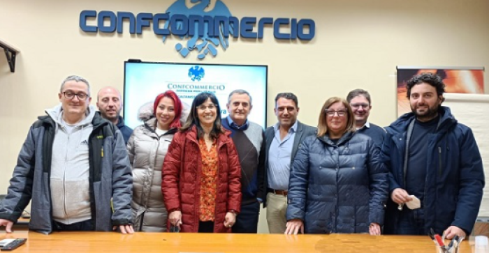 Troppe saracinesche chiuse in poco tempo, Confcommercio: "Non si fa rete per una reale cultura d'impresa"