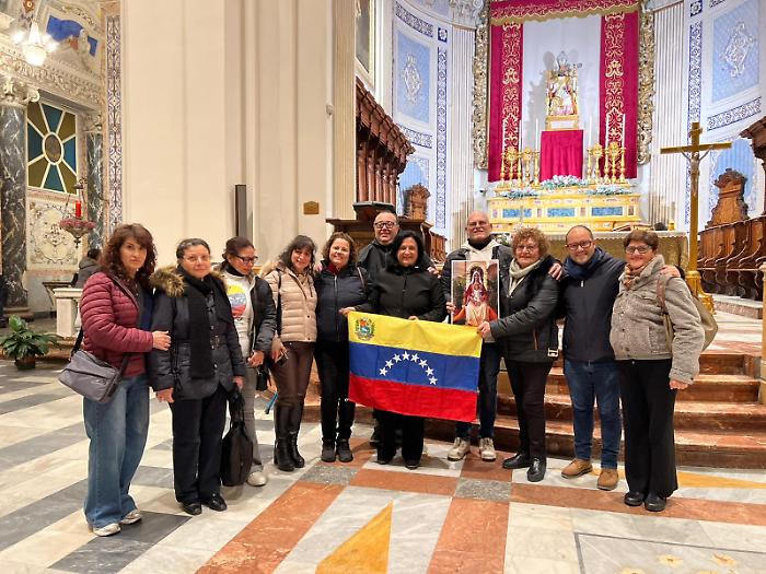 La gioia dei familiari di Biagio Pilieri il politico siciliano liberato in Venezuela: "Ha vinto la democrazia" 