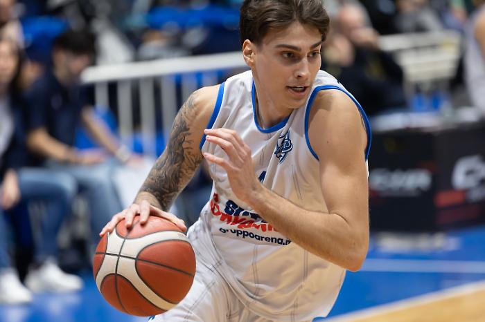 La Virtus Ragusa batte Rende e si laurea campione d'inverno