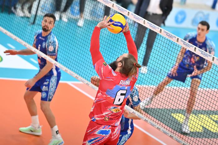 Il Volley Modica vuole ripartire di slancio, c'&egrave; la trasferta di Galatone