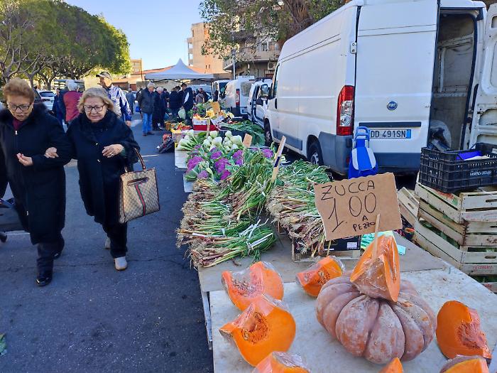 Quanto costa fare la spesa a Catania? Molto meno, se vai al mercatino giusto: ecco la mappa