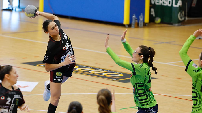 Pallamano: in Serie A Gold l'Albatro riceve il Bressanone, in A1 donne Erice in Veneto per portarsi in vetta in solitario