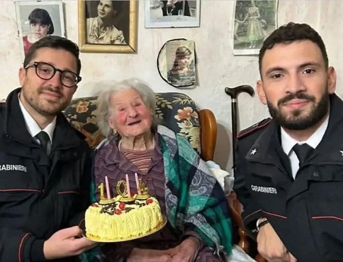 Addio a zia Rosina, la pi&ugrave; longeva delle Egadi: aveva 104 anni