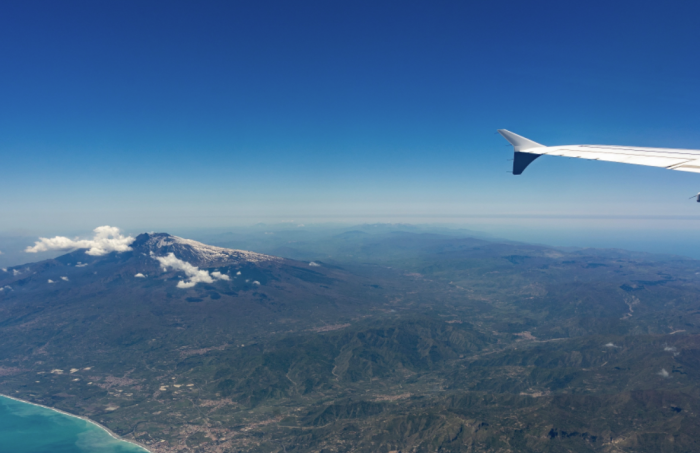 La compagnia aerea Etna Sky comincia a decollare: apre sito e cerca personale