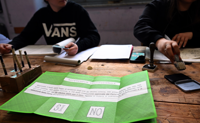 Referendum Giustizia, quell'affluenza di mezzogiorno gi&agrave; vicina al 15%: il termometro che pu&ograve; cambiare tutto