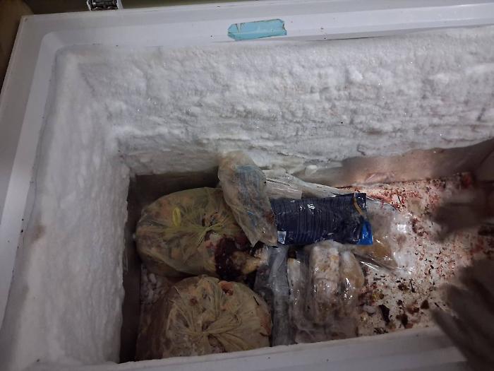 Comiso, vendita abusiva di alimenti in un'abitazione: tutto sequestrato