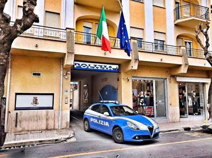 Arrestato spacciatore: sequestrati 330 grammi di droga