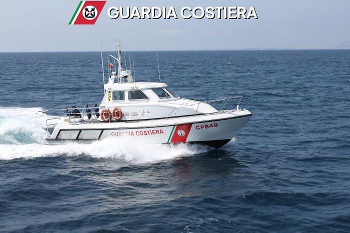 San Vito Lo Capo: la catena del soccorso tra Guardia costiera, vigili del fuoco e privati  trasforma una disavventura a lieto fine