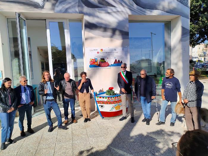 Aci Castello: “prue” ornamentali per Goliarda, Franca e Vanessa