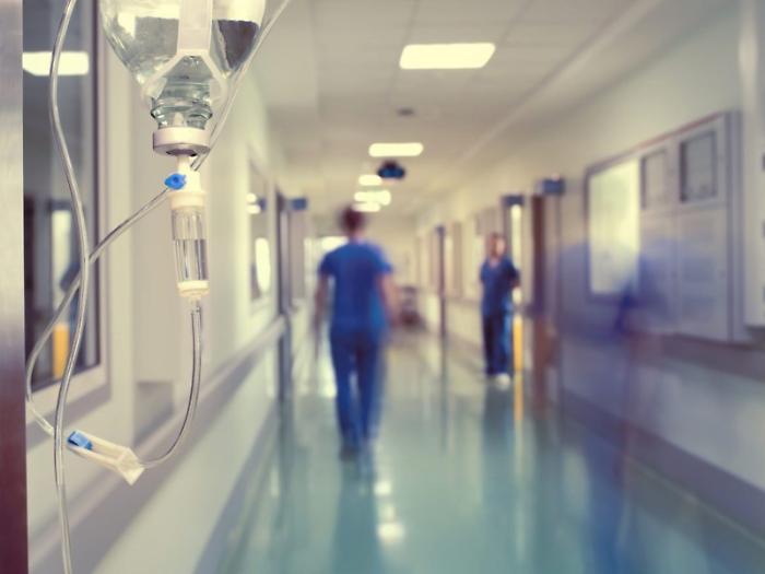 Mangiano ostriche a Capodanno a Canicatt&igrave; e finiscono in prognosi riservata per una intossicazione di botulino