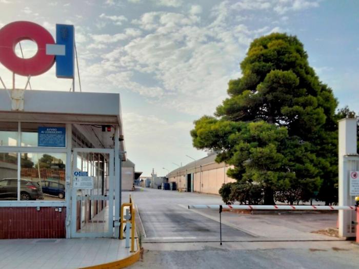 L&rsquo;ex Sicilvetro verso la chiusura: a rischio ci sono centinaia di posti