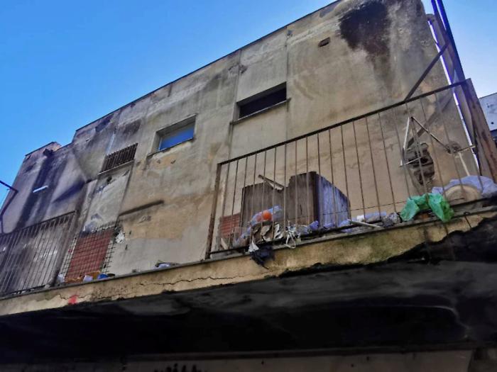&laquo;Destinare l&rsquo;ex albergo Sicilia ai lavoratori stranieri&raquo;